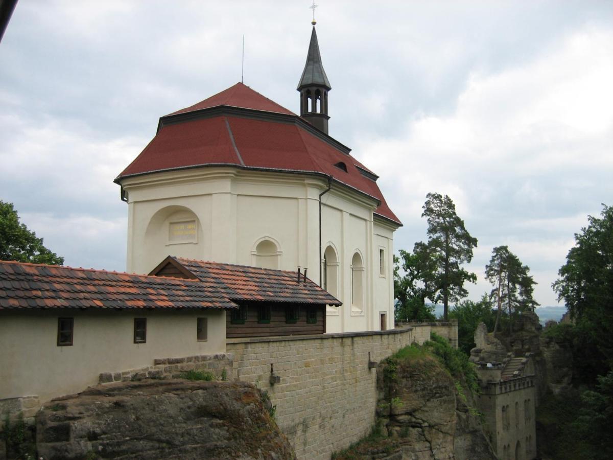 Pension Jana - Wellness Jilemnice Buitenkant foto