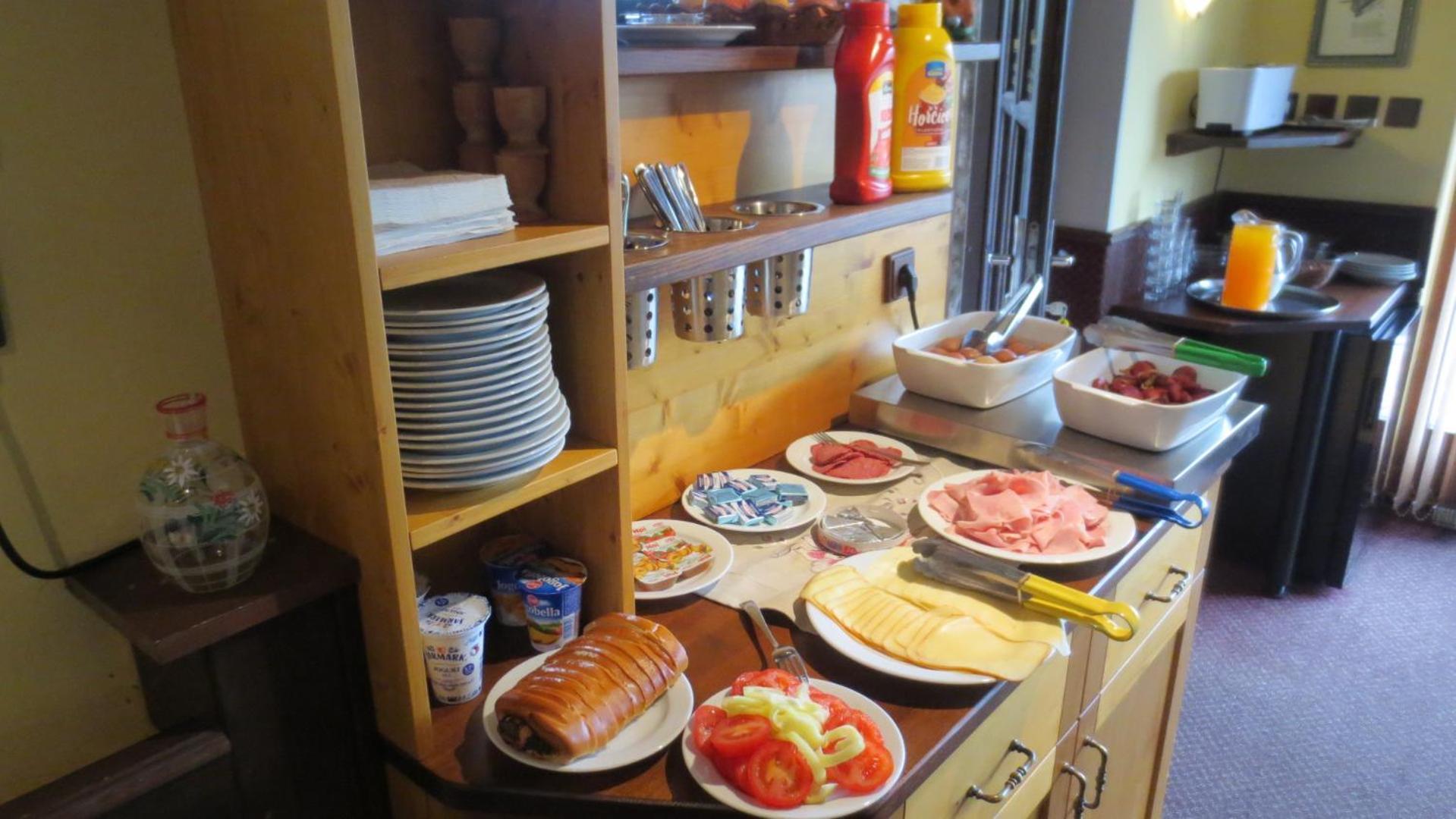Pension Jana - Wellness Jilemnice Buitenkant foto